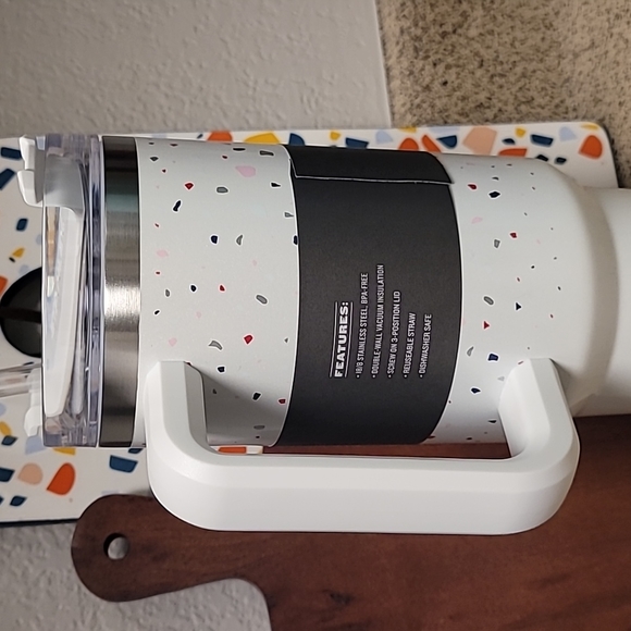 Stanley 40oz Travel Quencher - Picture 3 of 5